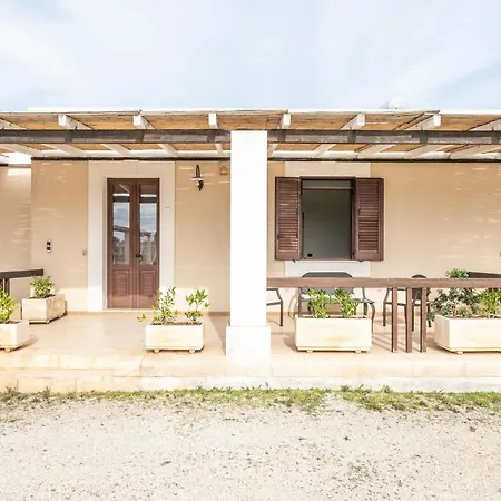 Alloggio per agriturismo Lu Puzzu Torre Lapillo